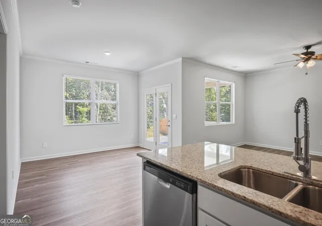 Photo 3 of Single family home for sale at 61 Majestic Oak Cir, Dallas, GA 30132 | MLS# 10851422 | Listing updated on 2026-10-07