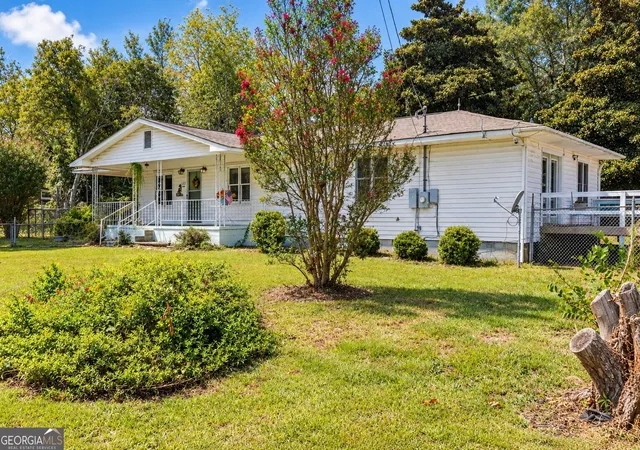 Photo 3 of Single family home for sale at 163 Gordon Hwy Sw, Milledgeville, GA 31061 | MLS# 10852044 | Listing updated on 2026-10-08