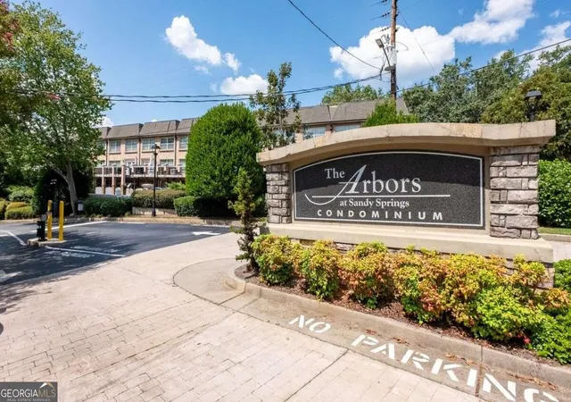 Photo 28 of Townhouse for sale at 6940 Roswell Rd #B3, Sandy Springs, GA 30328 | MLS# 10839652 | Listing updated on 2026-09-10