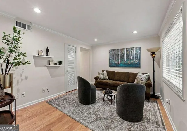 Photo 4 of Townhouse for sale at 6940 Roswell Rd #B3, Sandy Springs, GA 30328 | MLS# 10839652 | Listing updated on 2026-09-10