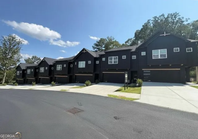 Photo 1 of Townhouse for sale at 116 Waterview Ct, Waleska, GA 30183 | MLS# 10810317 | Listing updated on 2026-09-17