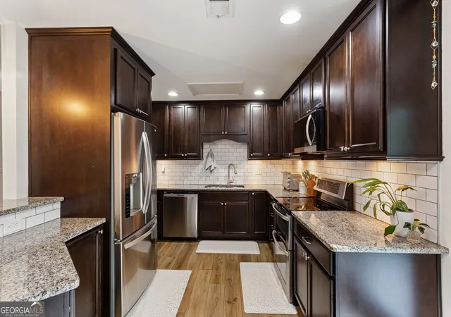 Photo 2 of Single family home for sale at 1671 Northlake Springs Ct, Decatur, GA 30033 | MLS# 10843313 | Listing updated on 2026-09-10