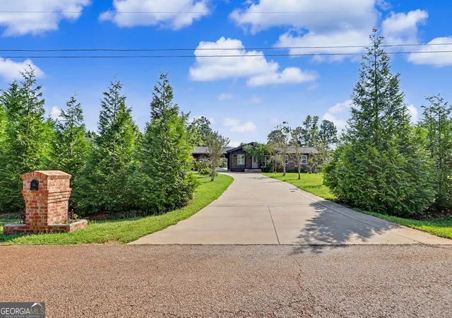 Photo 2 of Single family home for sale at 161 Southgate Rd, Alto, GA 30510 | MLS# 10853327 | Listing updated on 2026-09-28