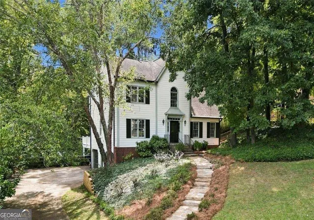 Photo 3 of Single family home for sale at 1448 Wintercress Ct Ne, Marietta, GA 30066 | MLS# 10846841 | Listing updated on 2026-09-30