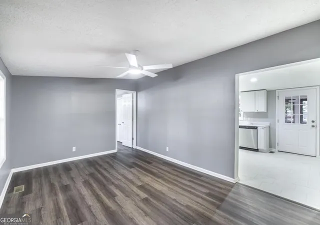 Photo 3 of Manufactured home for sale at 100 Pine St, Elko, GA 31025 | MLS# 10853487 | Listing updated on 2026-10-03