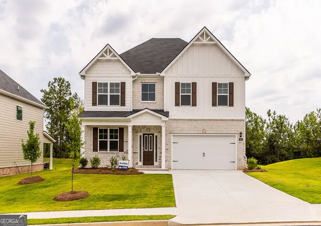 Photo 1 of Single family home for sale at 424 Hazel Dr, Locust Grove, GA 30248 | MLS# 10732141 | Listing updated on 2026-09-08