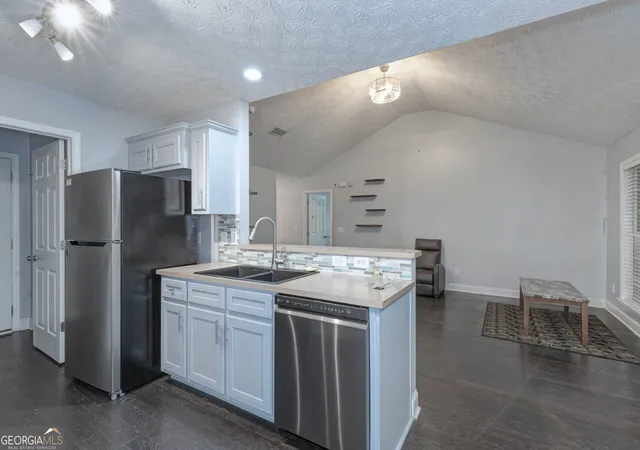Photo 3 of Single family home for sale at 8029 Garrett Pines Dr, Midland, GA 31820 | MLS# 10876268 | Listing updated on 2026-10-29