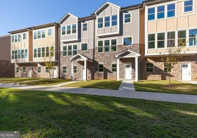 Photo 3 of Townhouse for sale at 3792 Jack Vernon Cir, Powder Springs, GA 30127 | MLS# 10850315 | Listing updated on 2026-10-05