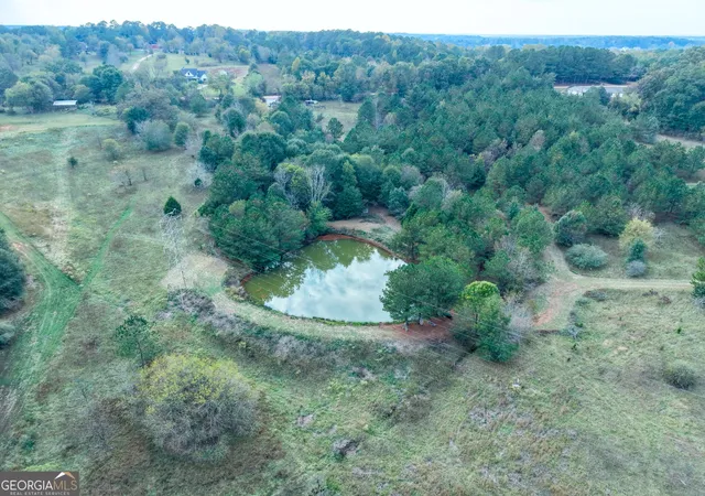 Photo 3 of House for sale at 827 Moon Brg Rd, Winder, GA 30680 | MLS# 10879283 | Listing updated on 2026-10-27