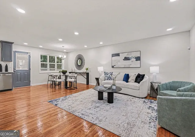 Photo 3 of Sale Pending at 4177 Carrollwood Dr, Stone Mountain, GA 30083 | MLS# 10845014 | Listing updated on 2026-09-29