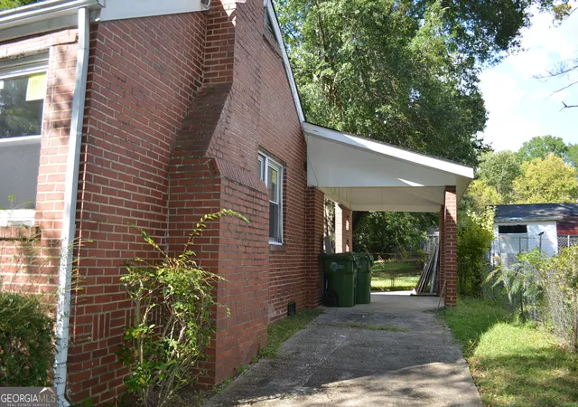 Photo 2 of Single family home for sale at 1751 Tiger Flowers Dr NW, Atlanta, GA 30314 | MLS# 10850026 | Listing updated on 2026-10-27