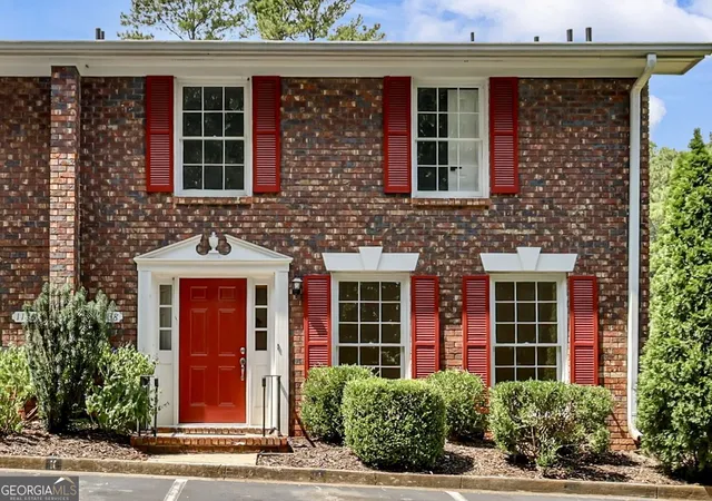 Townhouse for sale at 1138 Moorestown Cir, Decatur, GA 30033 | MLS# 10841541