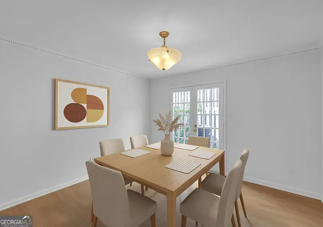 Listing Photo 4 - Condo for sale in building located at 1138 Moorestown Cir, Decatur, GA 30033