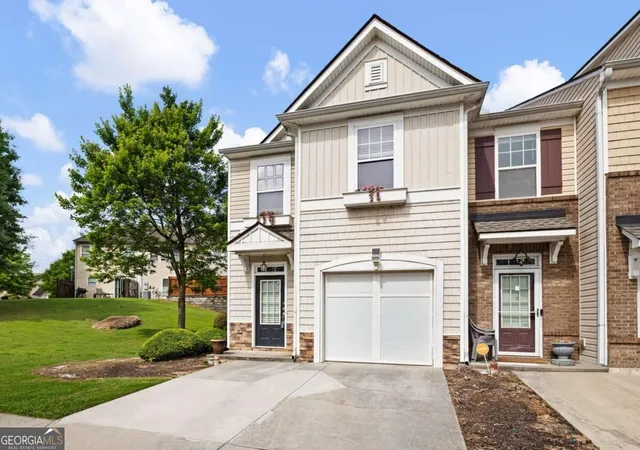 Photo 1 of Townhouse for sale at 1950 Durwood Ln, Duluth, GA 30096 | MLS# 10838072 | Listing updated on 2026-09-16