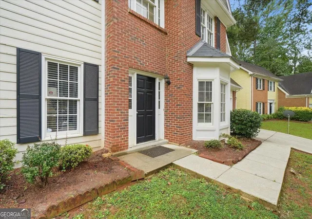 Photo 3 of Single family home for sale at 7145 Lone Oak Tr, Lithonia, GA 30058 | MLS# 10852853 | Listing updated on 2026-09-25