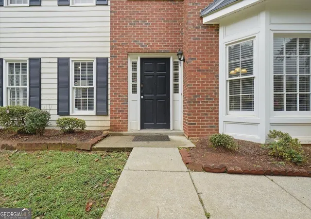 Photo 4 of Single family home for sale at 7145 Lone Oak Tr, Lithonia, GA 30058 | MLS# 10852853 | Listing updated on 2026-09-25