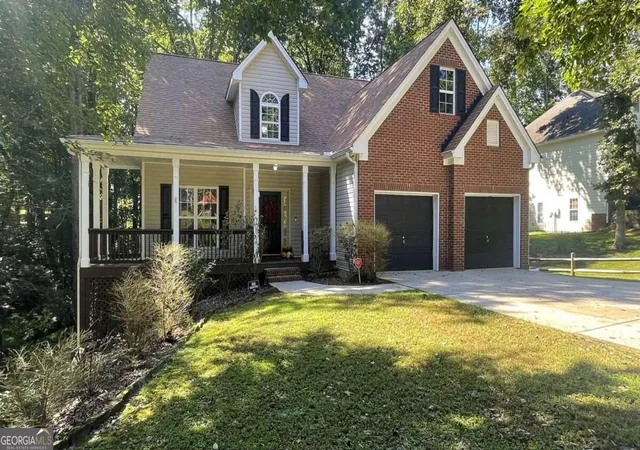 Photo 4 of Single family home for sale at 5755 Cedar Ridge Trl, Cumming, GA 30028 | MLS# 10851248 | Listing updated on 2026-10-07