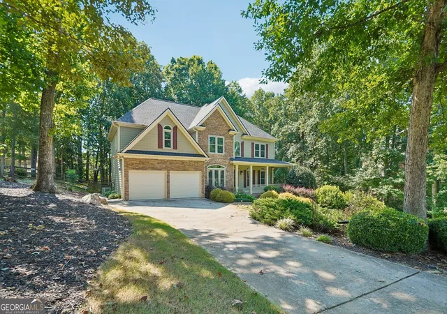 Photo 2 of Single family home for sale at 614 Owl Creek Dr, Powder Springs, GA 30127 | MLS# 10833708 | Listing updated on 2026-09-10