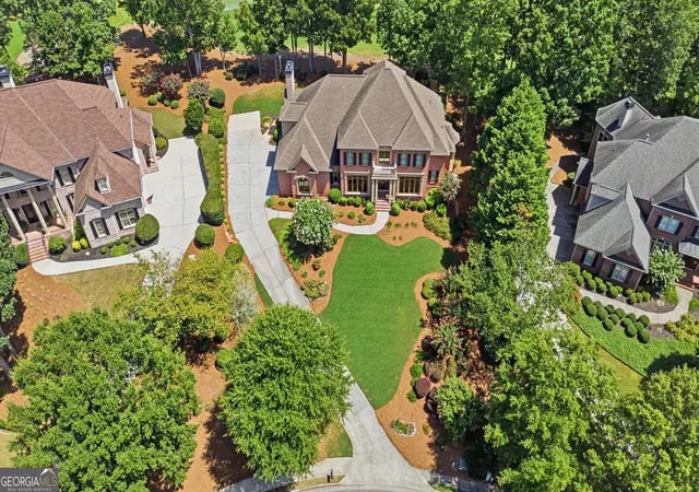 Photo 2 of Mansion for sale at 7275 Laurel Oak Dr, Suwanee, GA 30024 | MLS# 10842282 | Listing updated on 2026-10-07