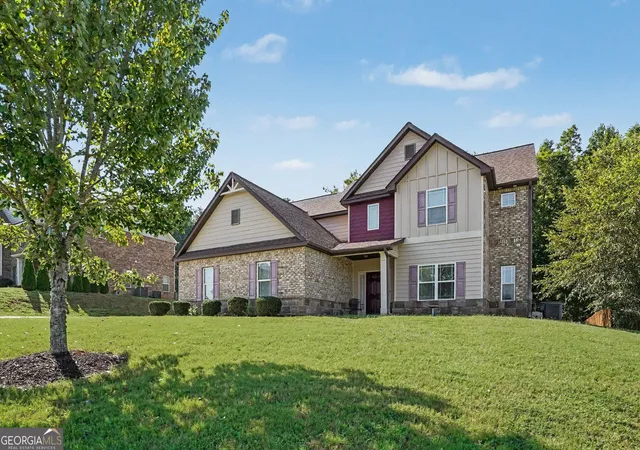 Photo 2 of Single family home for sale at 213 Tapestry Dr, Mcdonough, GA 30252 | MLS# 10826982 | Listing updated on 2026-09-18
