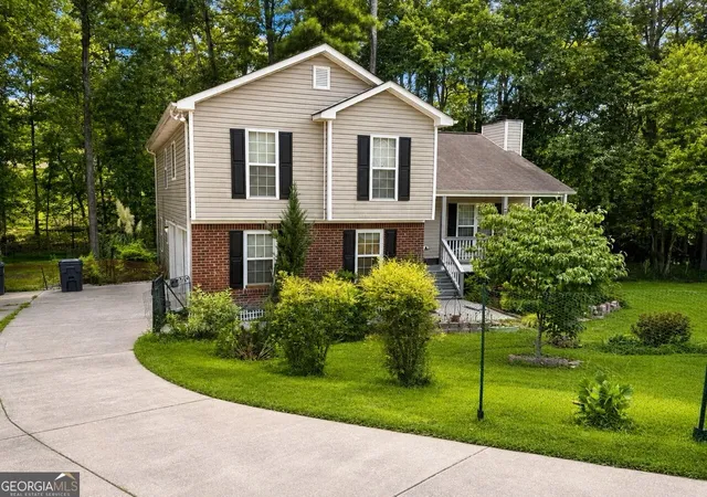 Photo 1 of Single family home for sale at 2275 Fortune Dr, Dacula, GA 30019 | MLS# 10837572 | Listing updated on 2026-10-03