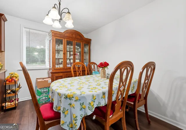 Photo 4 of Single family home for sale at 3775 Somerset Dr SW, Marietta, GA 30064 | MLS# 10769019 | Listing updated on 2026-09-04