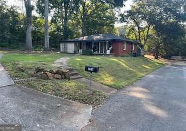 Photo 3 of Single family home for sale at 254 S Dixie Ave, Cartersville, GA 30120 | MLS# 10852103 | Listing updated on 2026-10-08