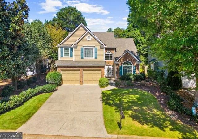 Photo 1 of Single family home for sale at 1010 Bradford Dr, Roswell, GA 30076 | MLS# 10850683 | Listing updated on 2026-10-06