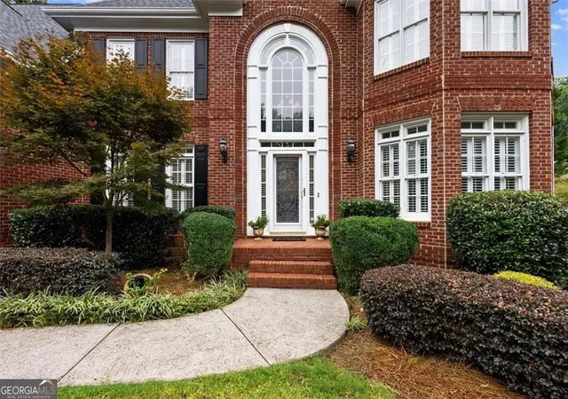 Photo 2 of Sale Pending at 210 York Town Cir, Johns Creek, GA 30097 | MLS# 10837300 | Listing updated on 2026-09-22