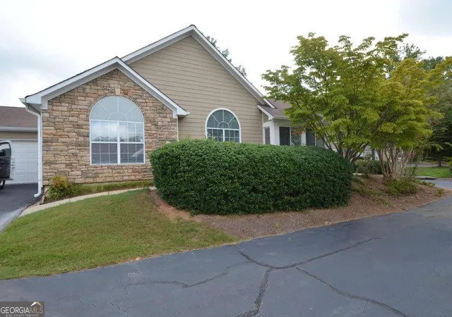 Listing Photo 4 - Condo for sale in building located at 1867 Kolb Farm Cir SW, Marietta, GA 30008