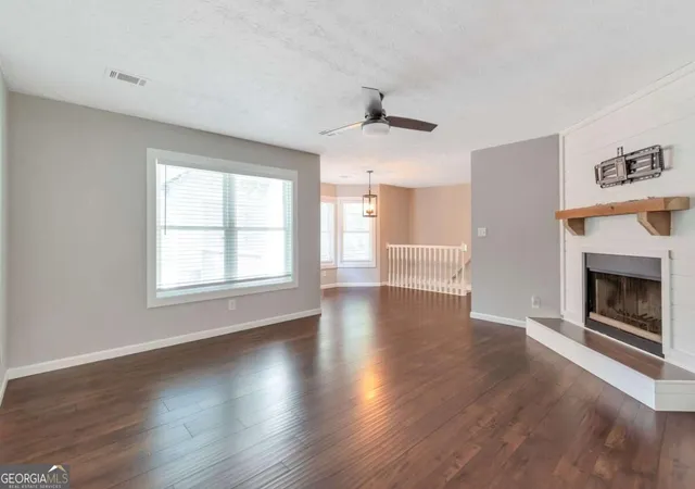 Photo 3 of Single family home for sale at 3245 Marine Rd, Cumming, GA 30041 | MLS# 10848206 | Listing updated on 2026-10-04