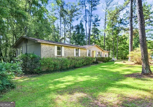 Photo 2 of Single family home for sale at 361 Wisso Rd, Griffin, GA 30223 | MLS# 10841408 | Listing updated on 2026-09-21