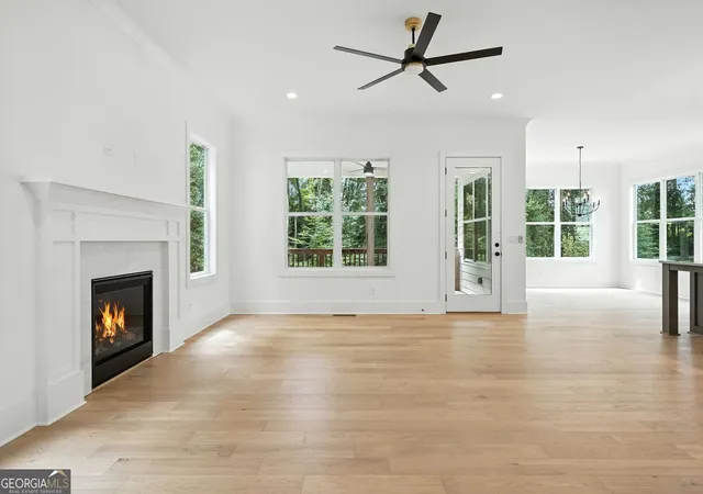 Photo 3 of Single family home for sale at 1673 Crestridge Dr SE, Marietta, GA 30067 | MLS# 10853386 | Listing updated on 2026-09-25