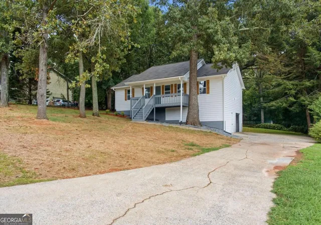 Photo 3 of Single family home for sale at 431 Woodland St, Dallas, GA 30157 | MLS# 10837787 | Listing updated on 2026-09-15