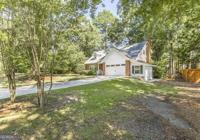 Photo 3 of Single family home for sale at 1003 Cherokee Rd, Perry, GA 31069 | MLS# 10842073 | Listing updated on 2026-09-08