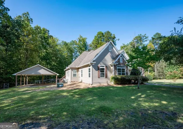 Photo 3 of Single family home for sale at 1215 Cullpepper Rd Ne, Calhoun, GA 30701 | MLS# 10847426 | Listing updated on 2026-10-08