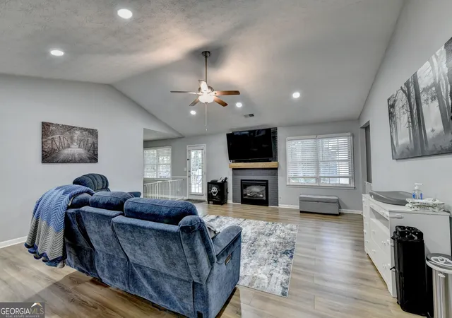 Photo 3 of Single family home for sale at 1921 Shady Crk Ln, Lawrenceville, GA 30043 | MLS# 10838222 | Listing updated on 2026-09-16