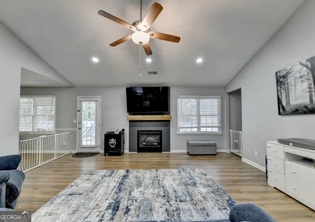 Photo 4 of Single family home for sale at 1921 Shady Crk Ln, Lawrenceville, GA 30043 | MLS# 10838222 | Listing updated on 2026-09-16