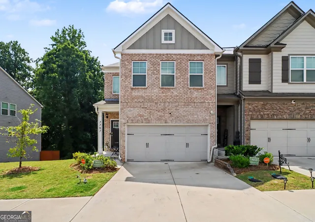 Photo 1 of Townhouse for sale at 7707 Baron Rd, Fairburn, GA 30213 | MLS# 10835418 | Listing updated on 2026-09-15