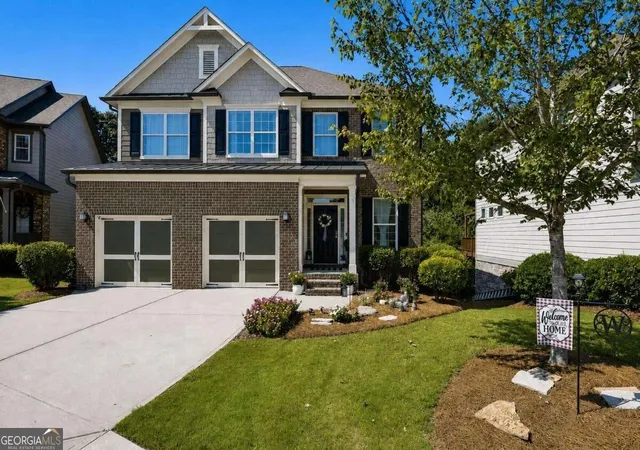 Photo 1 of Single family home for sale at 6872 Outrigger Ct, Flowery Branch, GA 30542 | MLS# 10840648 | Listing updated on 2026-09-23