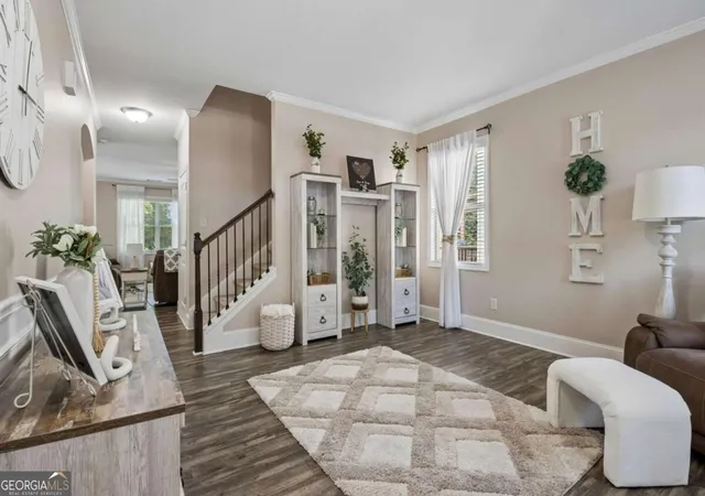 Photo 3 of Single family home for sale at 6872 Outrigger Ct, Flowery Branch, GA 30542 | MLS# 10840648 | Listing updated on 2026-09-23
