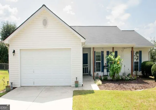 Single family home for sale at 795 Morris Ln, Winder, GA 30680 | MLS# 10853143