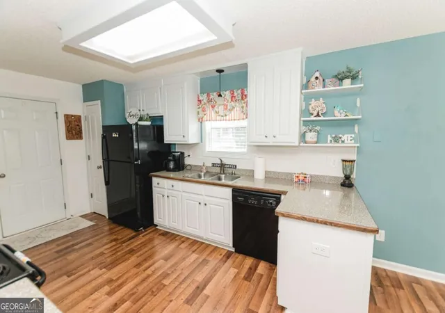 Photo 1 of Single family home for sale at 795 Morris Ln, Winder, GA 30680 | MLS# 10853143 | Listing updated on 2026-10-05