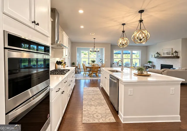Photo 4 of Single family home for sale at 502 Albertson Ave, Peachtree City, GA 30269 | MLS# 10820947 | Listing updated on 2026-10-08