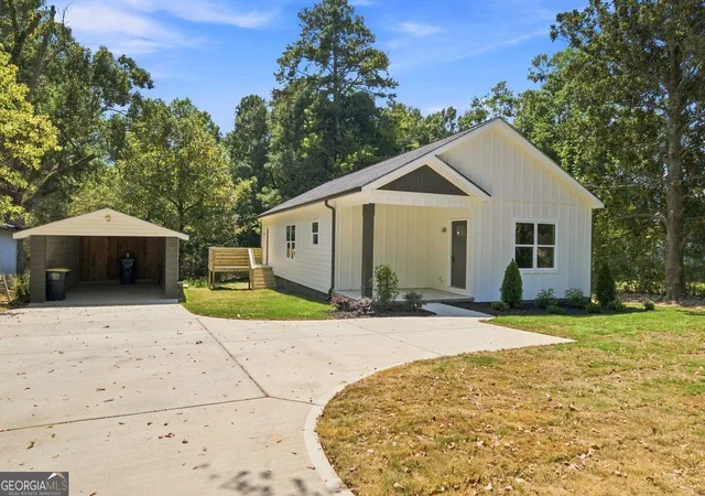 Photo 1 of Single family home for sale at 505 Burnett Fry Rd SW, Rome, GA 30165 | MLS# 10841196 | Listing updated on 2026-09-20