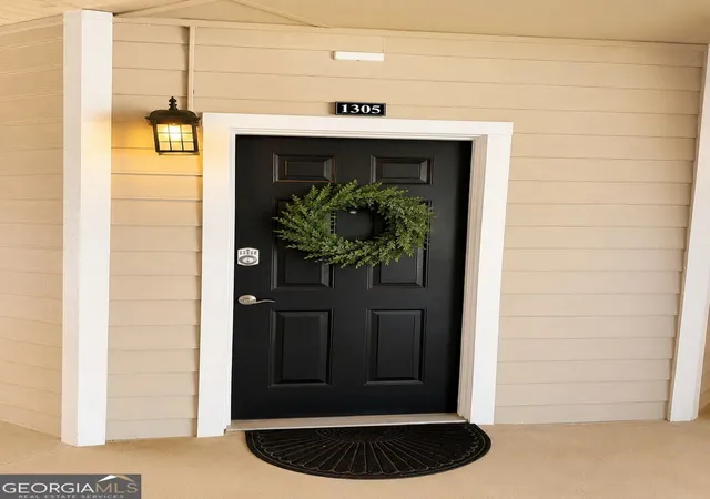 Photo 1 of Condo for sale at 1250 Parkwood Cir SE #1305, Atlanta, GA 30339 | MLS# 10837762 | Listing updated on 2026-09-15