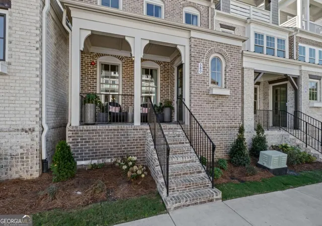 Photo 3 of Townhouse for sale at 580 Brashy St, Woodstock, GA 30188 | MLS# 10842793 | Listing updated on 2026-09-09