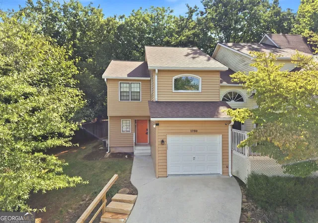 Townhouse for sale at 1730 Paddle Wheel Dr NE, Marietta, GA 30062 | MLS# 10844656