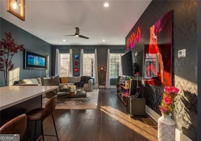 Photo 4 of Townhouse for sale at 287 Castleberry Hl Walk SW, Atlanta, GA 30313 | MLS# 10853406 | Listing updated on 2026-09-25