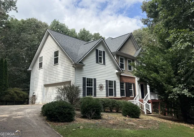 Photo 1 of Single family home for sale at 592 Crooked Crk Dr, Dahlonega, GA 30533 | MLS# 10843245 | Listing updated on 2026-09-10
